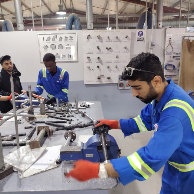 Pipe fitting Photos — 4