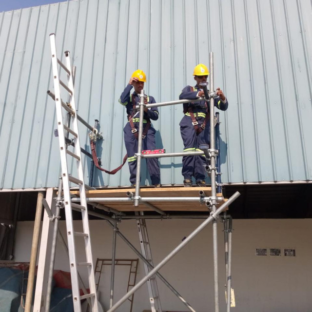 Scaffolding Photos — 11