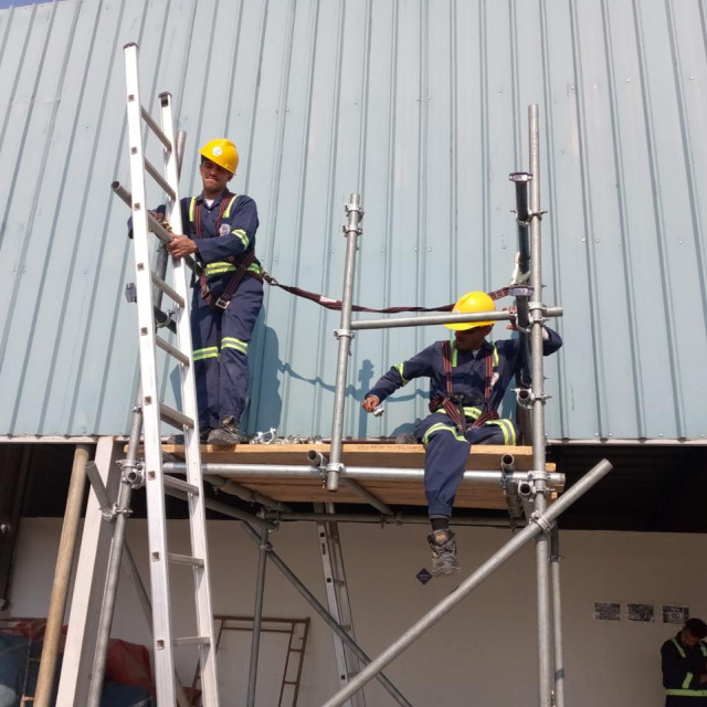 Scaffolding Photos — 12